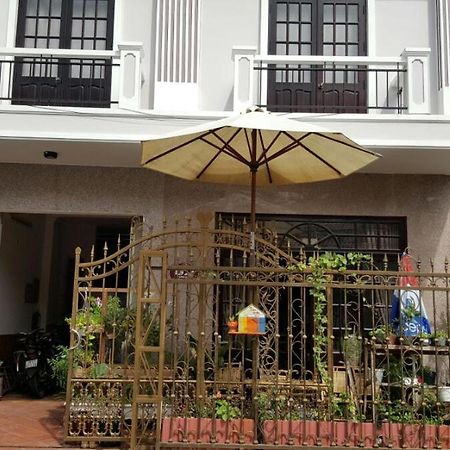 Little Home Hostel Vinh Hai ภายนอก รูปภาพ