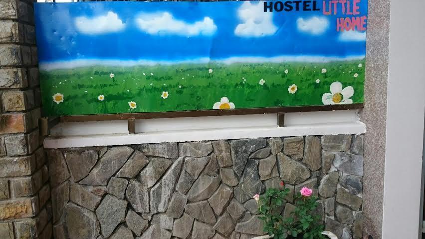 Little Home Hostel Vinh Hai ภายนอก รูปภาพ