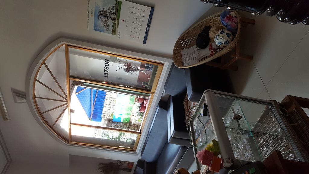 Little Home Hostel Vinh Hai ภายนอก รูปภาพ