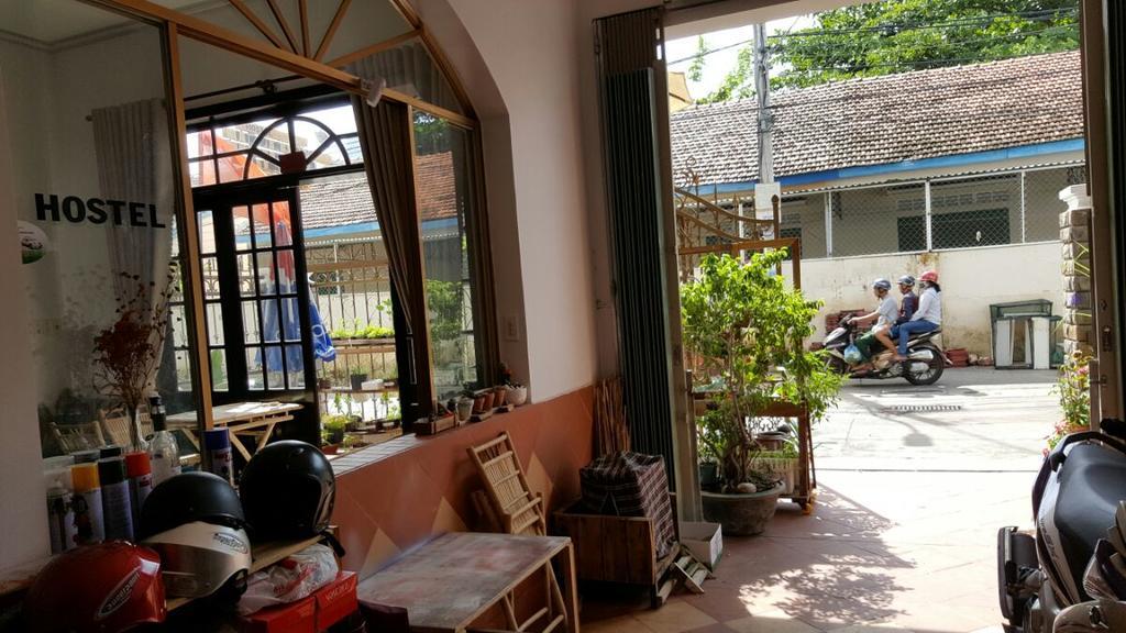 Little Home Hostel Vinh Hai ภายนอก รูปภาพ